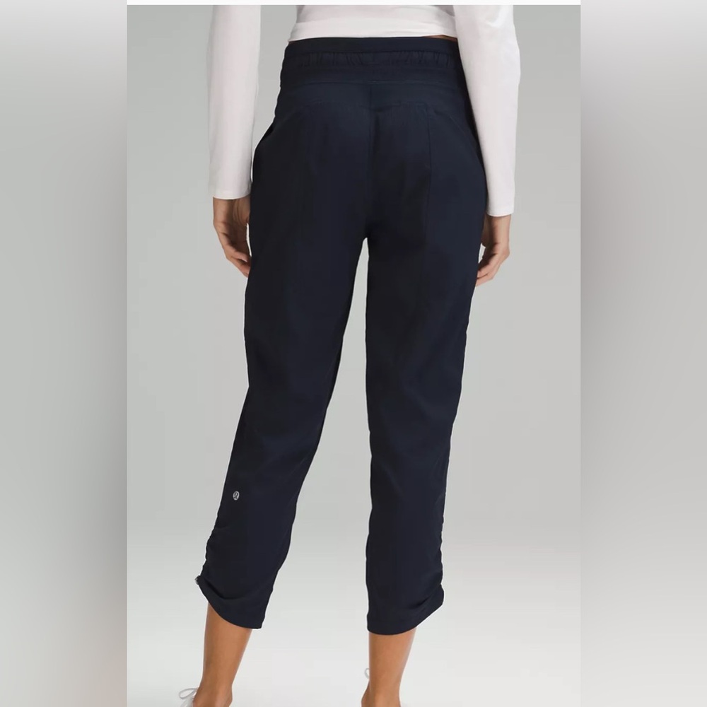 Lululemon Dance Studio Mid Rise Crop Pant Navy Womens 6 - Picture 2 of 8